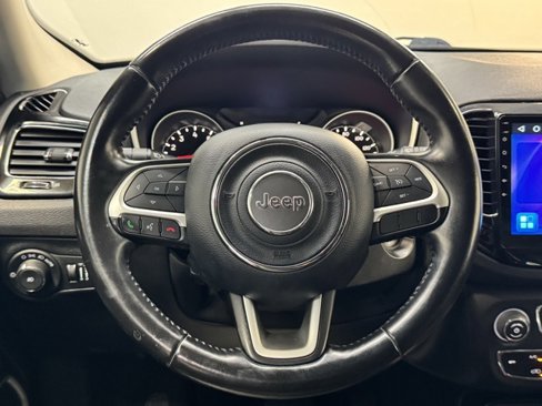 Used 2019 Jeep Compass Altitude image 8