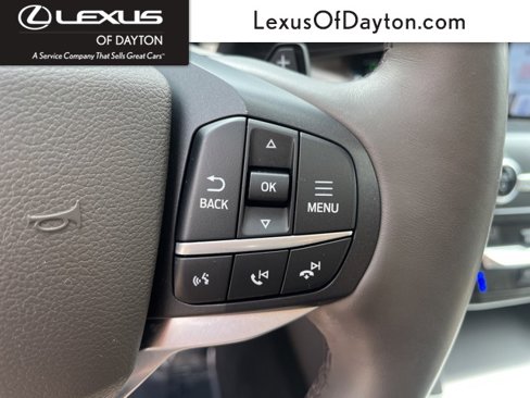 Used 2020 Ford Explorer Platinum w/ Premium Technology Package image 17