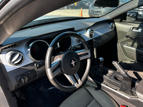 Used 2005 Ford Mustang Coupe image 68