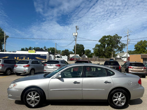 Used 2008 Buick LaCrosse CX image 2