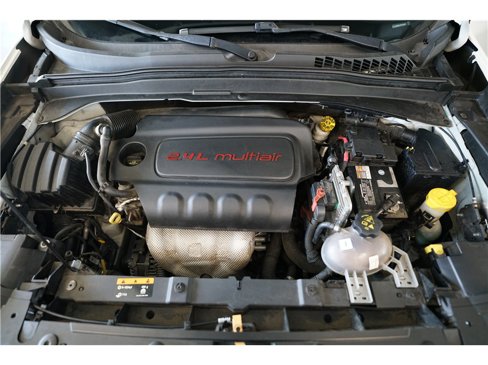 Used 2017 Jeep Renegade Latitude image 10