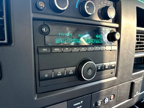 Used 2020 Chevrolet Express 2500 Extended w/ Driver Convenience Package image 15