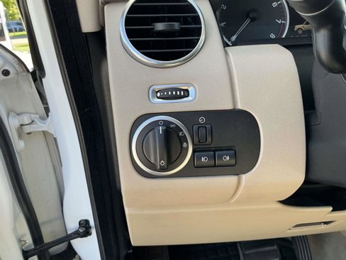 Used 2014 Land Rover LR4 HSE LUX image 14