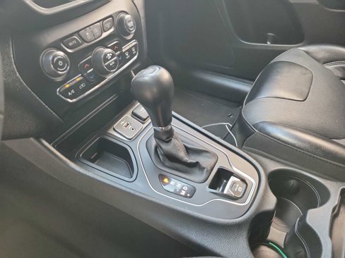 Used 2022 Jeep Cherokee Latitude Lux image 17
