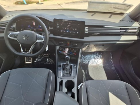 New 2025 Volkswagen Jetta Sport image 9