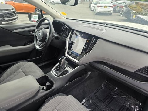 Used 2022 Subaru Outback Premium image 15