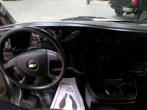 Used 2017 Chevrolet Express 2500 image 8