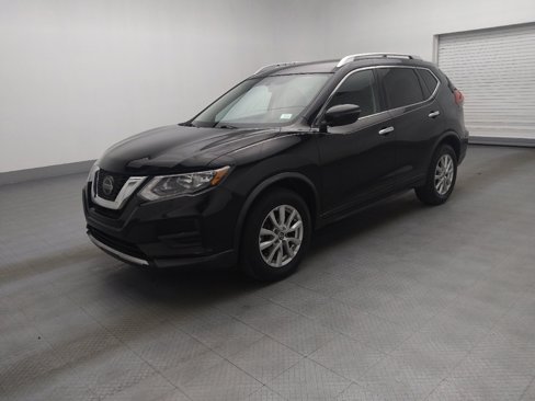 Used 2018 Nissan Rogue SV image 2