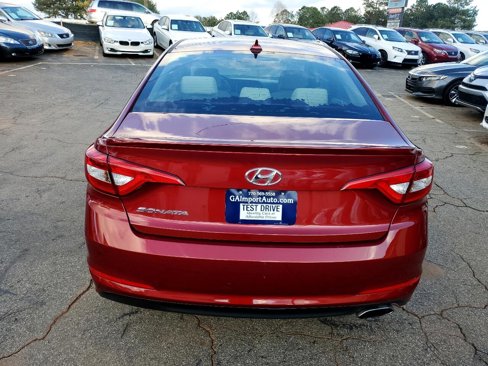 Used 2015 Hyundai Sonata SE image 5