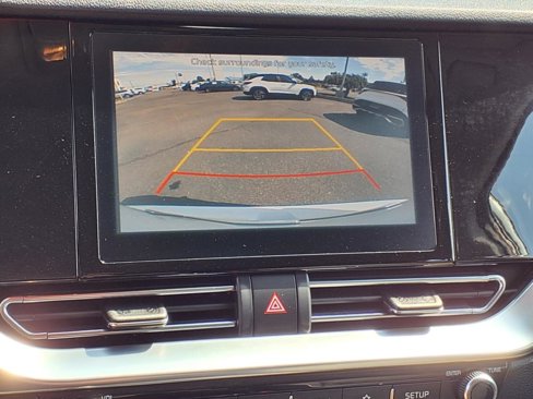 Certified 2022 Kia Niro EX image 18
