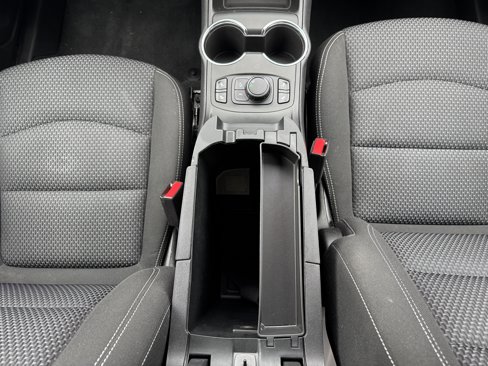 Used 2022 GMC Terrain SLE w/ Driver Convenience Package image 22