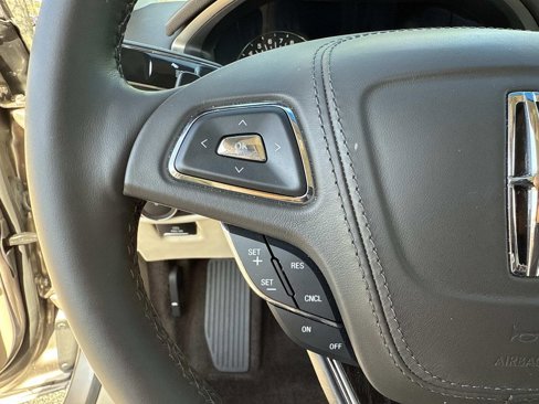 Used 2018 Lincoln MKZ Reserve image 30
