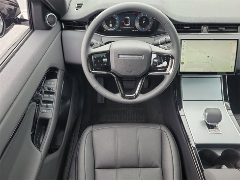 New 2025 Land Rover Range Rover Evoque S image 6