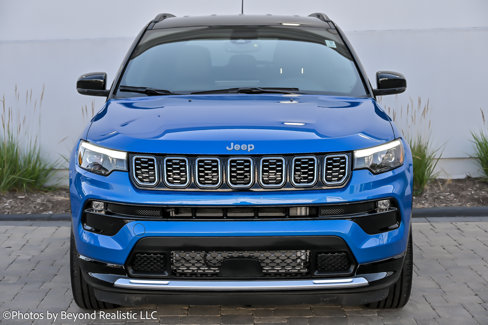 Used 2024 Jeep Compass Limited w/ Elite Group image 3