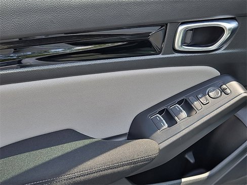 Certified 2025 Honda Civic Sport image 12