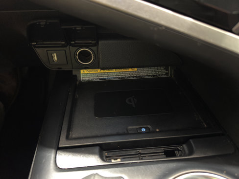Used 2020 Toyota Camry XSE image 25