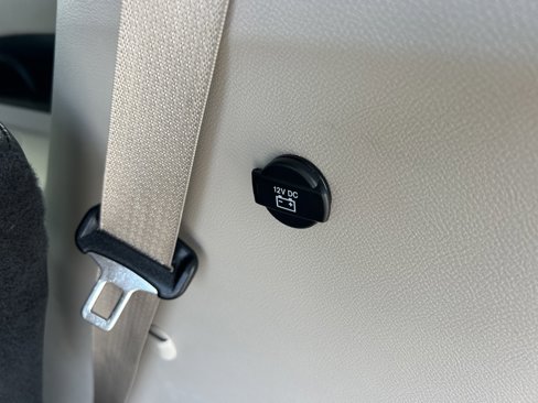 Used 2017 Chrysler Pacifica Touring-L image 12