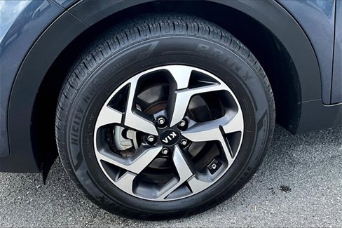 Used 2020 Kia Sportage LX image 8