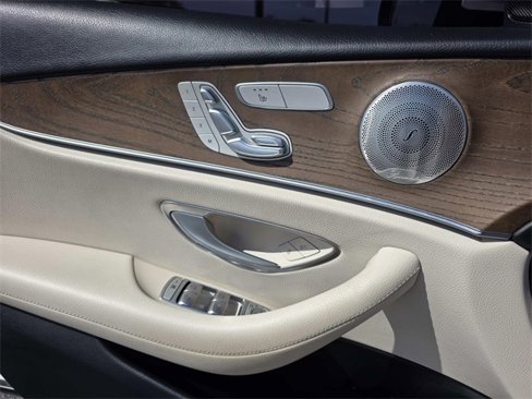 Used 2022 Mercedes-Benz E 350 Sedan w/ AMG Line Exterior image 22