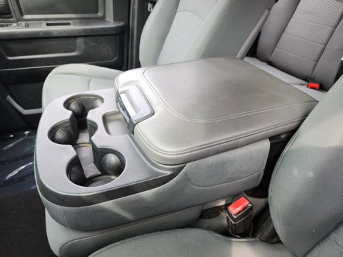 Used 2013 RAM 1500 Express image 30
