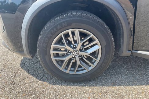 Used 2021 Nissan Rogue S image 3