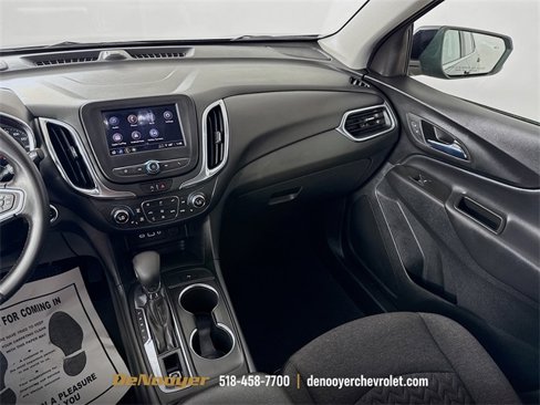 Used 2022 Chevrolet Equinox LT image 23