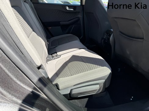 Used 2020 Ford Escape SE image 28