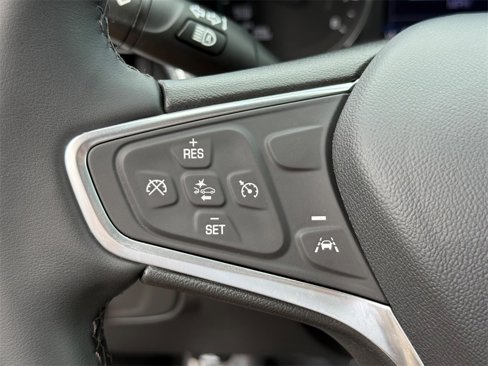 Used 2023 Chevrolet Equinox LT image 16