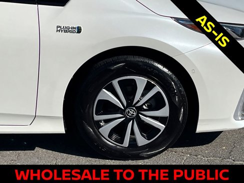 Used 2018 Toyota Prius Prime Advanced image 9