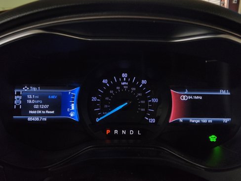Used 2019 Ford Fusion SE image 23