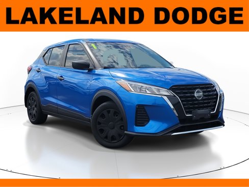 Used 2021 Nissan Kicks S w/ Interior Electronics Package image 1