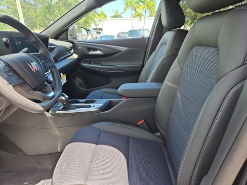 New 2025 Buick Envista Preferred image 16