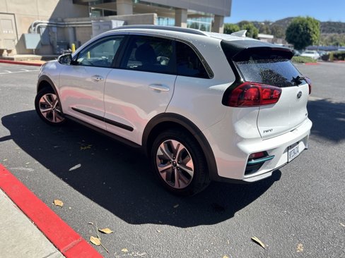 Used 2019 Kia Niro EX image 3