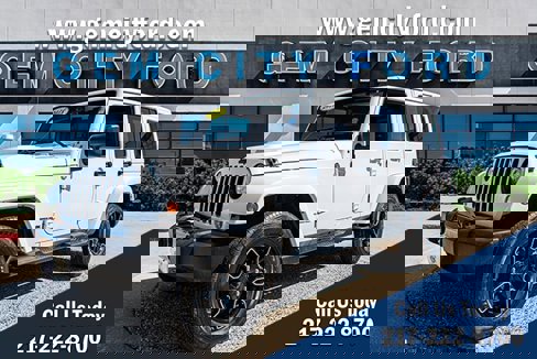 Used 2018 Jeep Wrangler Unlimited Sahara image 1