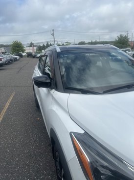 Used 2019 Nissan Kicks SR w/ SR Premium Package image 7