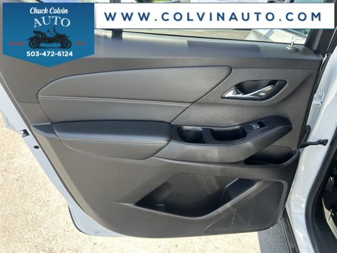 Used 2020 Chevrolet Traverse LS image 16