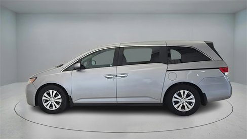 Used 2016 Honda Odyssey SE image 4