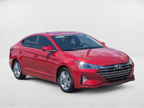 Used 2020 Hyundai Elantra SEL image 3