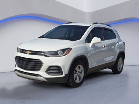 Used 2020 Chevrolet Trax LT w/ LT Convenience Package image 6