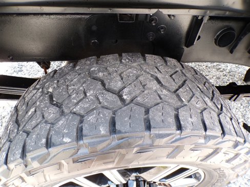 Used 2008 Chevrolet Silverado 2500 LTZ w/ Suspension Package, Off-Road image 13