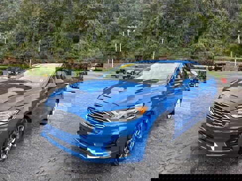 Used 2019 Ford Fusion SEL image 3
