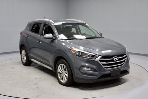 Used 2017 Hyundai Tucson SE image 1