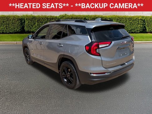 Used 2023 GMC Terrain AT4 image 3