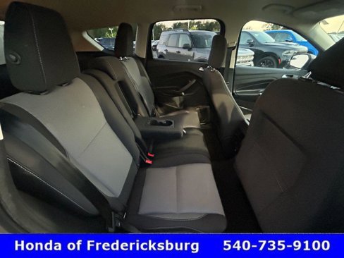 Used 2018 Ford Escape SE w/ SE Sync 3 Package image 32