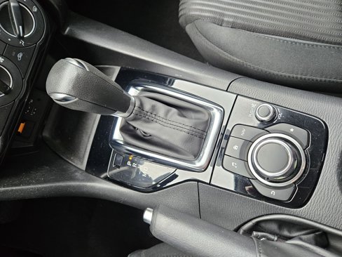 Used 2016 MAZDA MAZDA3 i Sport w/ Preferred Equipment Package image 24