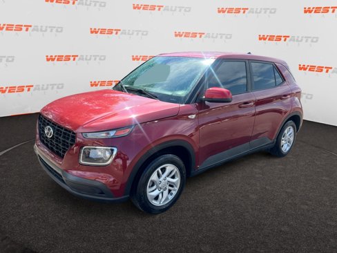 Used 2021 Hyundai Venue SE image 1