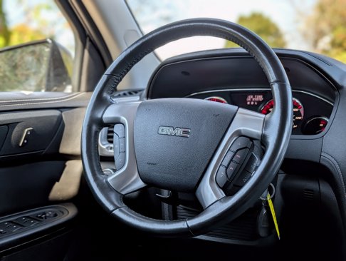 Used 2016 GMC Acadia SLT w/ Open Road Package image 14