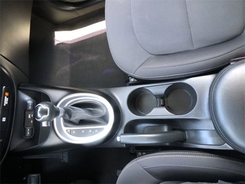 Used 2016 Kia Soul image 19