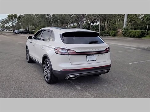 Used 2019 Lincoln Nautilus Reserve image 29