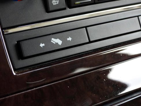 Used 2013 Cadillac Escalade Premium image 60
